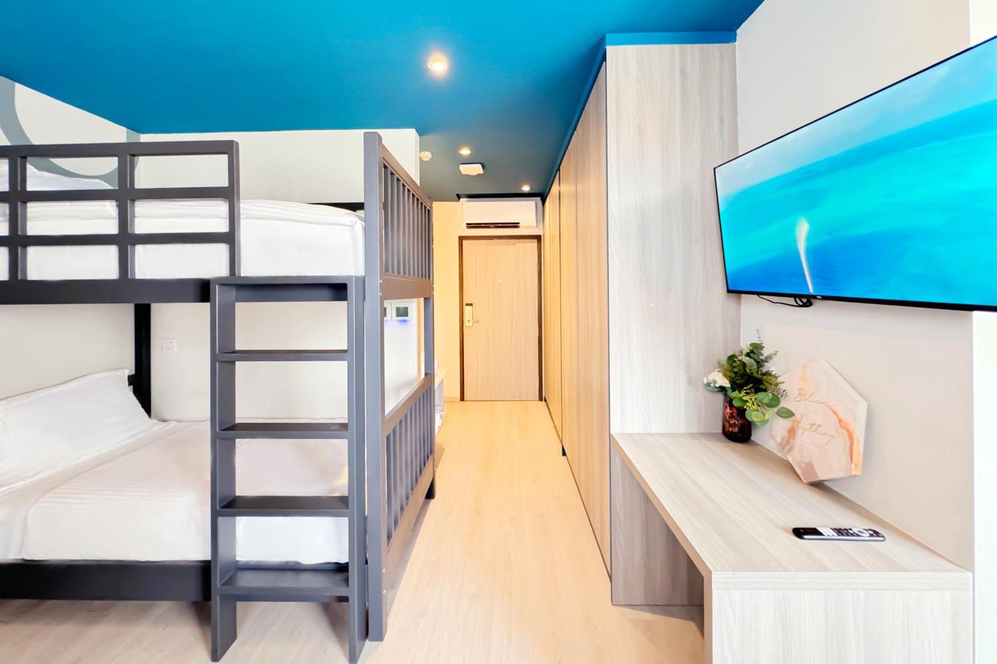 Coliwoo Pasir Panjang - Coliving Singapura